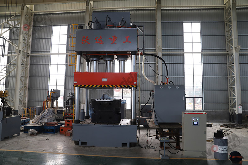 1250噸複合材(cái)料排水溝(gōu)成型液壓(yā)機