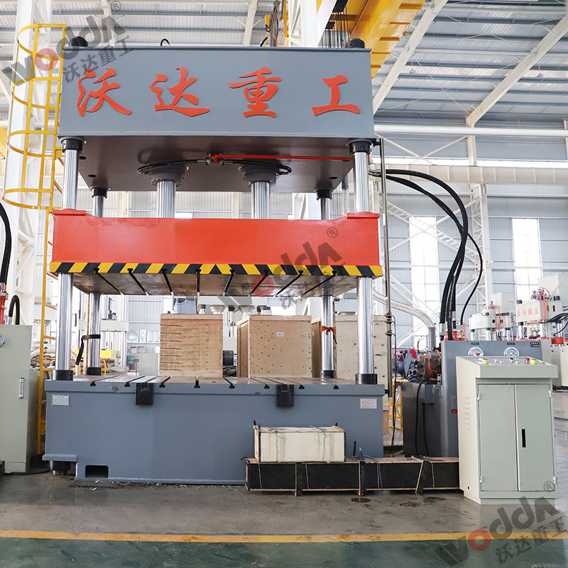 200噸(dūn)汽車(chē)内飾(shì)件成型液(yè)壓機(jī)