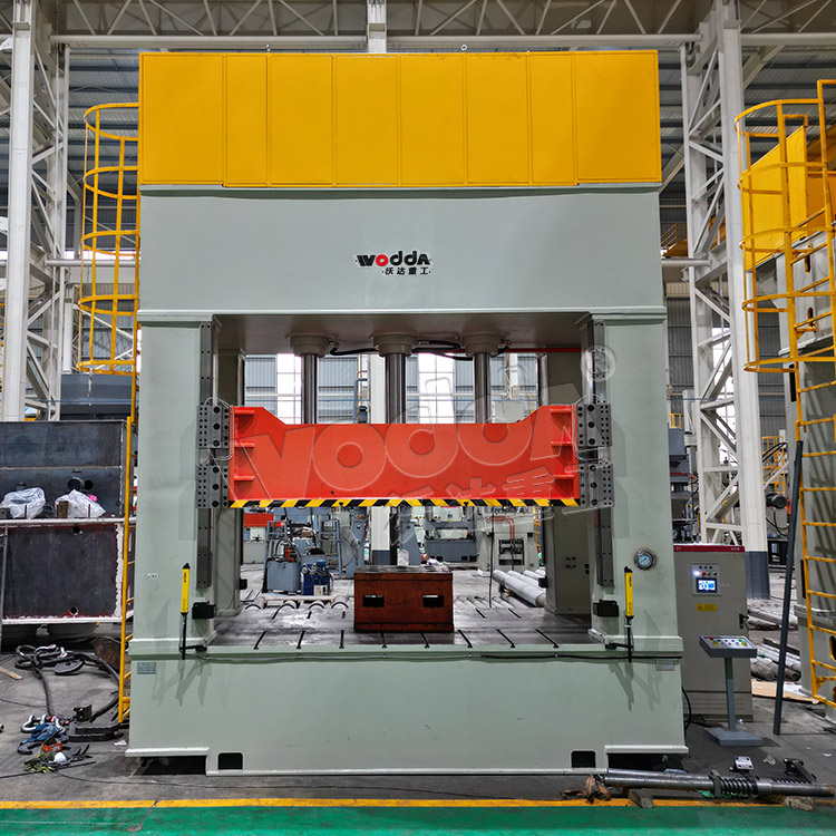 315噸框(kuàng)架式(shì)液壓機