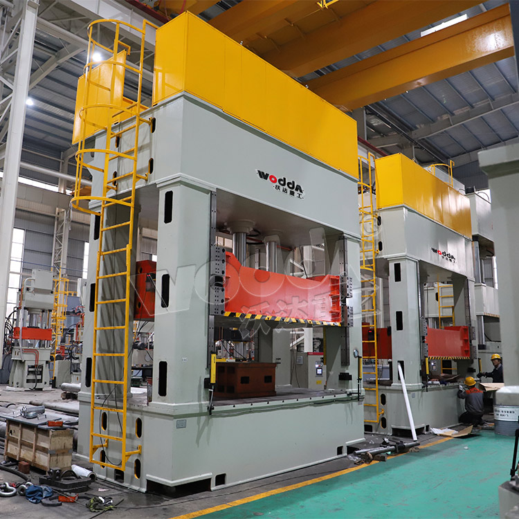 框(kuàng)架式複(fú)合材料成型(xíng)液壓(yā)機