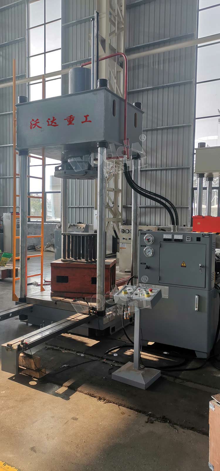 200噸電機壓(yā)裝液壓機(jī)