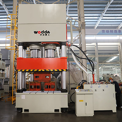 1000噸(dūn)雙缸四柱(zhù)液壓機_1000t液壓機