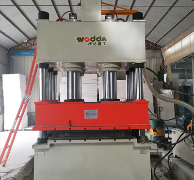 1000噸(dūn)壓濾機(jī)濾闆成(chéng)型液壓(yā)機_1000噸液壓機